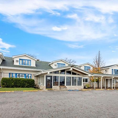 Rodeway Inn Formerly Camp Inn Lodge Oscoda Dış mekan fotoğraf