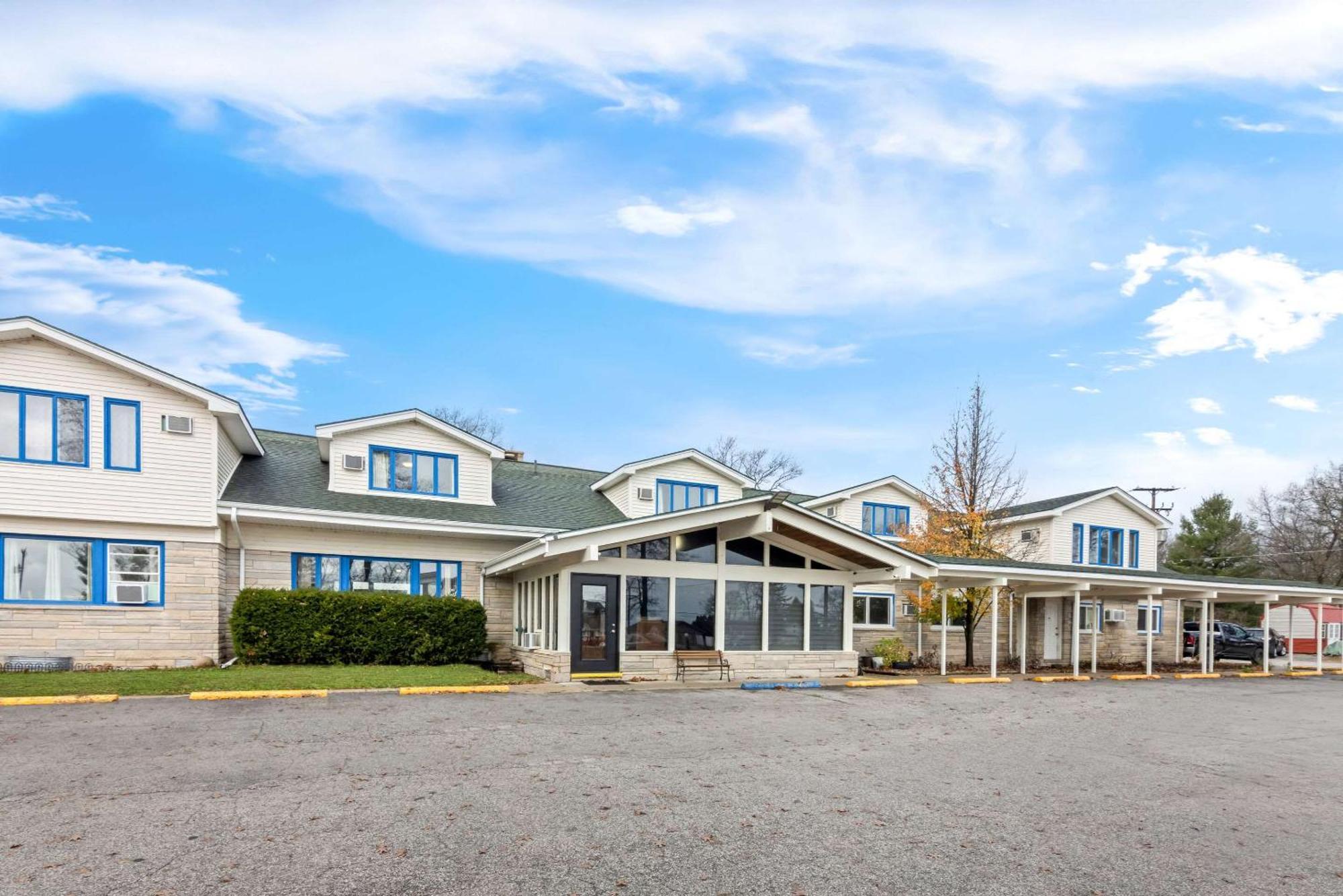 Rodeway Inn Formerly Camp Inn Lodge Oscoda Dış mekan fotoğraf